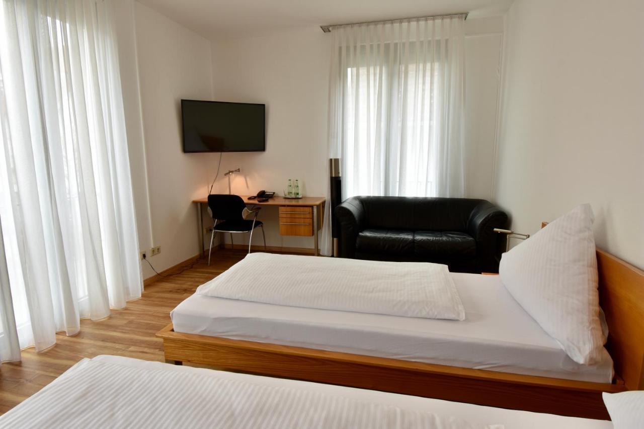 Hotel Kranz Готтмадинген Экстерьер фото